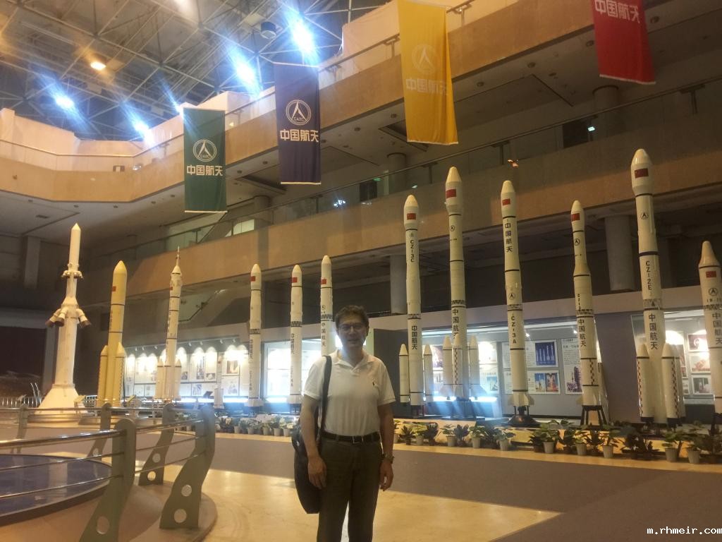 我院傅强老师应邀参加市侨联组织的爱国主义教育活动暨参观中华航天博物馆